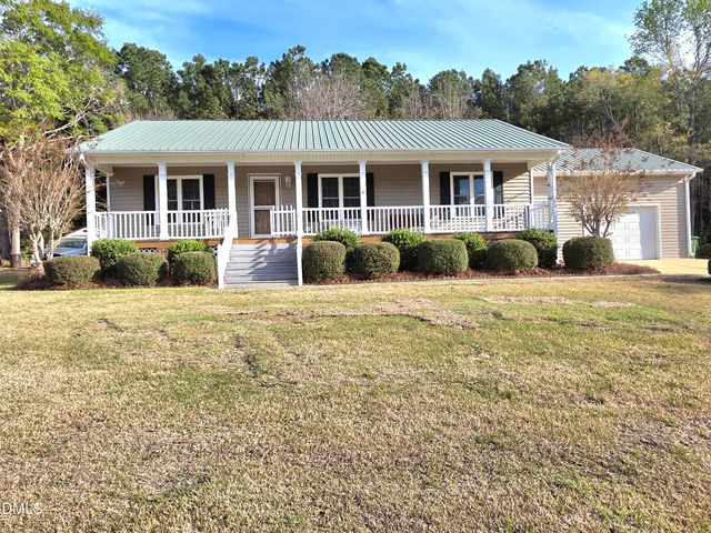 107 Oak Park Drive, Benson, NC 27504