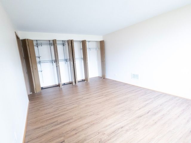 1135 Williamsburg Road, Country Club Hills, IL 60478