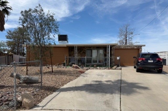 5118 East Harmon Avenue, Las Vegas, NV 89122