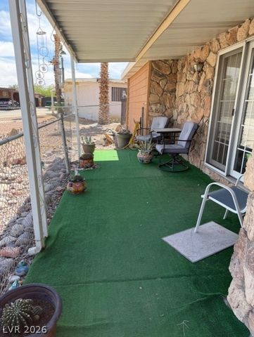 5118 East Harmon Avenue, Las Vegas, NV 89122