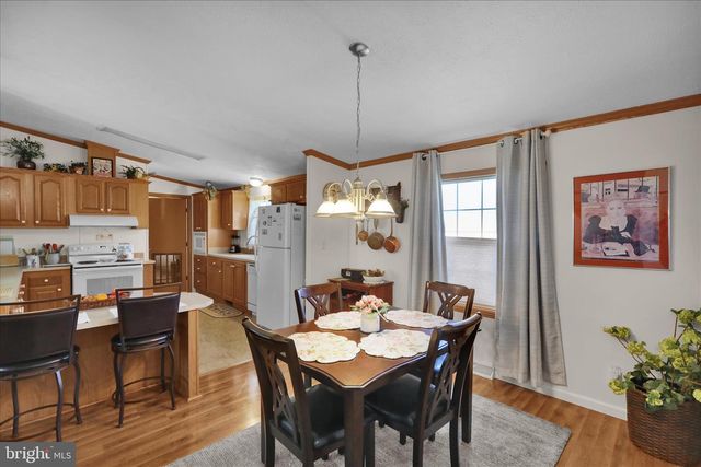 39 KEYSTONE RD, Reading, PA 19606