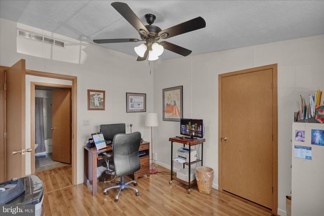 39 KEYSTONE RD, Reading, PA 19606