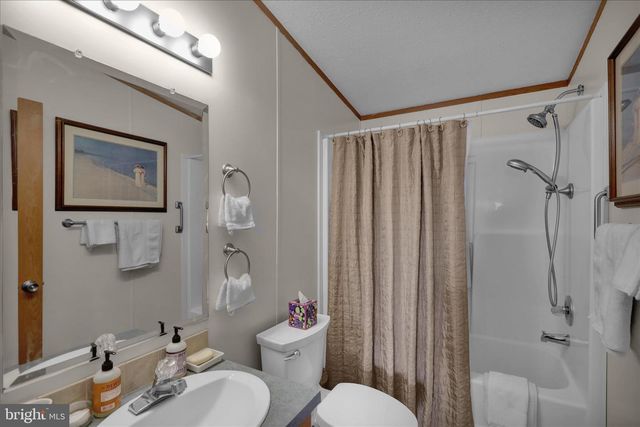 39 KEYSTONE RD, Reading, PA 19606