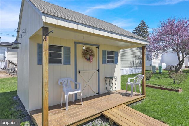 39 KEYSTONE RD, Reading, PA 19606
