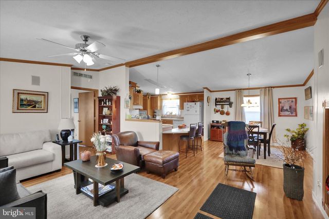 39 KEYSTONE RD, Reading, PA 19606