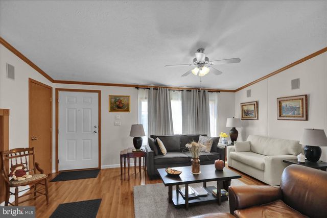39 KEYSTONE RD, Reading, PA 19606
