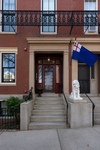 284 Bunker Hill St 5, Boston, MA 02129