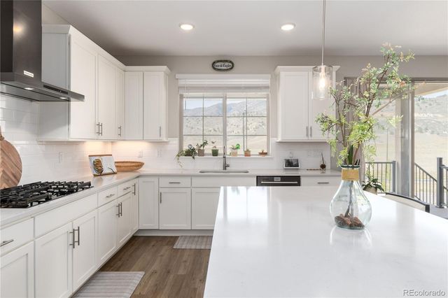 2135 S Poppy Street, Lakewood, CO 80228