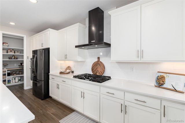 2135 S Poppy Street, Lakewood, CO 80228