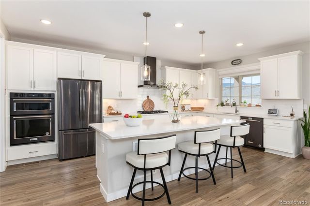 2135 S Poppy Street, Lakewood, CO 80228