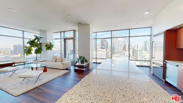 1100 S Hope Street 1616, Los Angeles, CA 90015