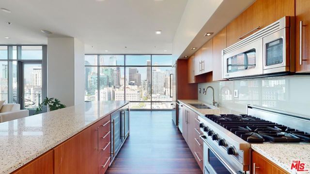 1100 S Hope Street 1616, Los Angeles, CA 90015