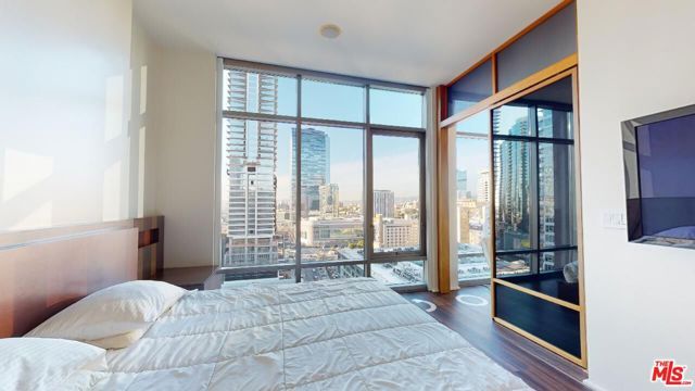 1100 S Hope Street 1616, Los Angeles, CA 90015