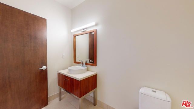 1100 S Hope Street 1616, Los Angeles, CA 90015