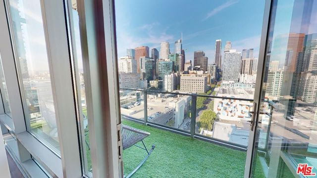 1100 S Hope Street 1616, Los Angeles, CA 90015