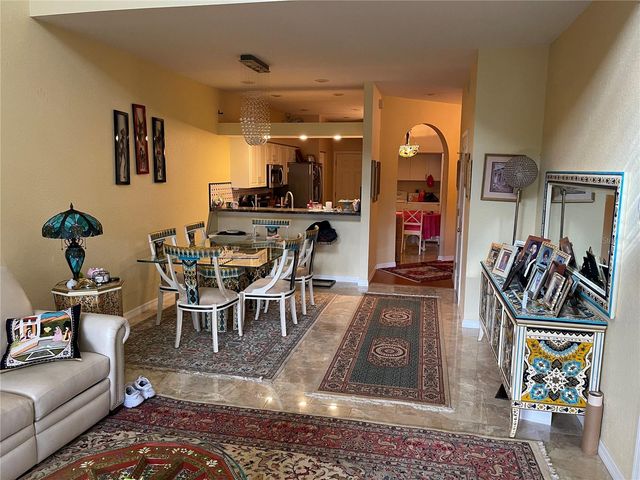 8572 SWEET MAGNOLIA PLACE, Seminole, FL 33777