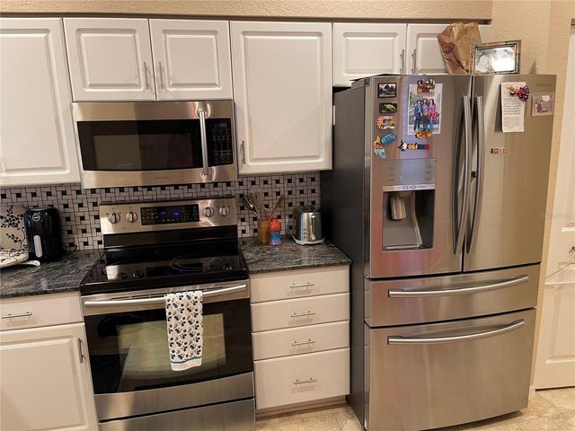 8572 SWEET MAGNOLIA PLACE, Seminole, FL 33777