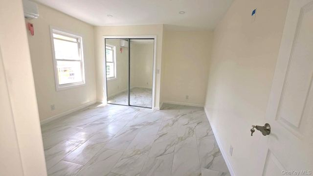 124-05 Jamaica Avenue 2R, Richmond Hill, NY 11418