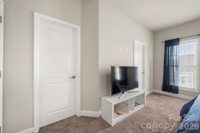 8309 Scotney Bluff Avenue, Charlotte, NC 28273