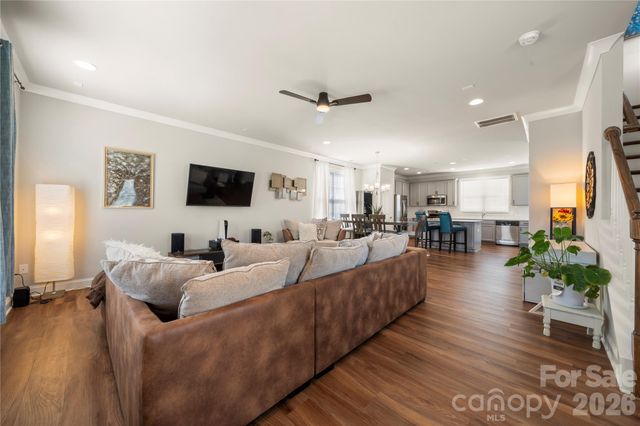 8309 Scotney Bluff Avenue, Charlotte, NC 28273