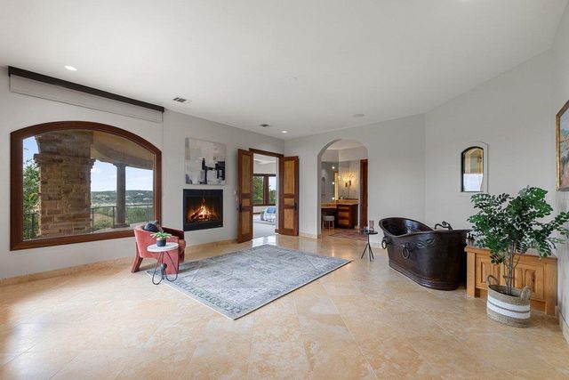312 Camino Arbolago, Lakeway, TX 78734