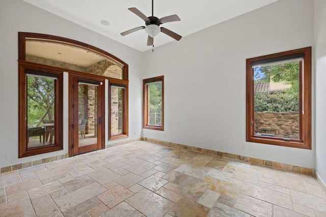 312 Camino Arbolago, Lakeway, TX 78734