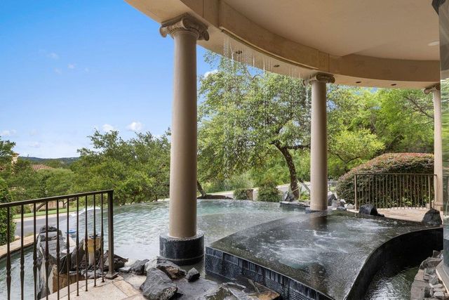 312 Camino Arbolago, Lakeway, TX 78734