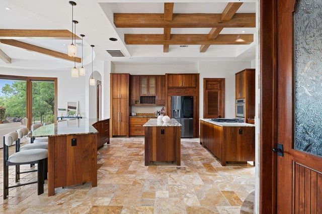312 Camino Arbolago, Lakeway, TX 78734