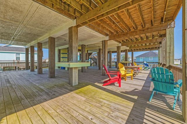 920 Palmview, Crystal Beach, TX 77650