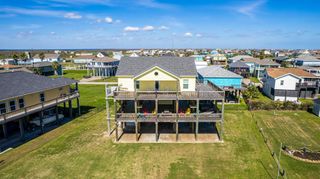 920 Palmview, Crystal Beach, TX 77650