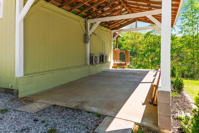 9622 Rush Branch Road, Somerset, KY 42501