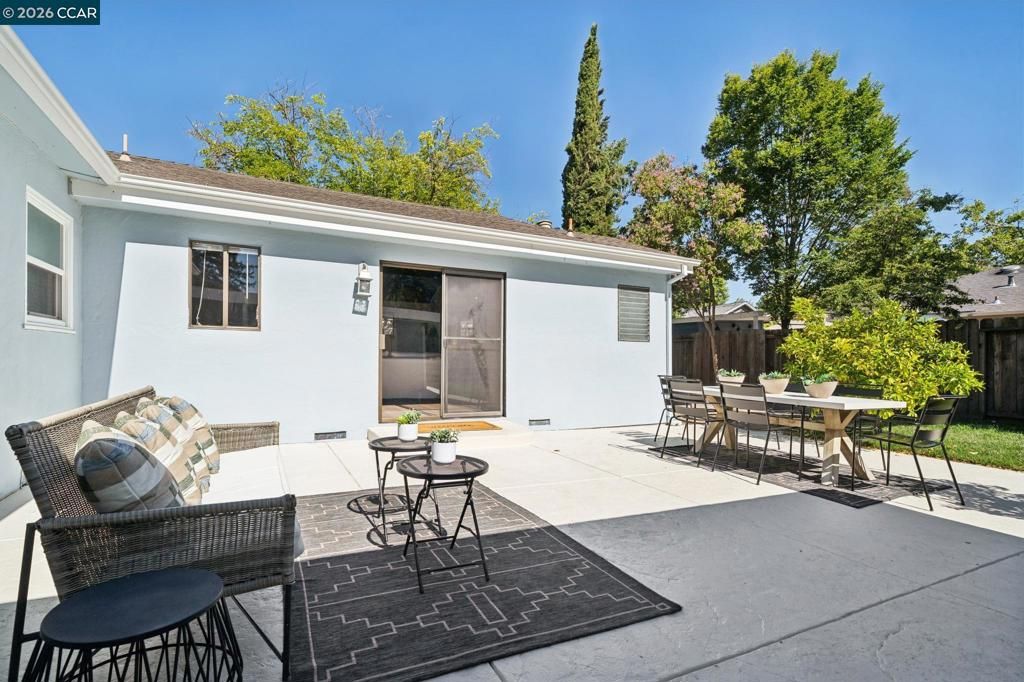 Image 36 of property listing at 3209 Sun Valley Ave., Walnut Creek, CA 94597