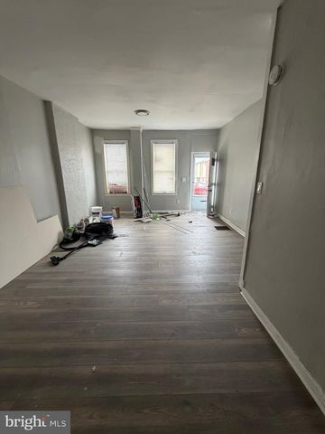 824 S 8TH ST, Camden, NJ 08102