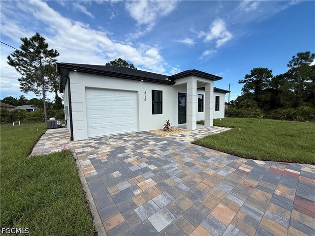 824 Dawhert AVE S, Lehigh Acres, FL 33974