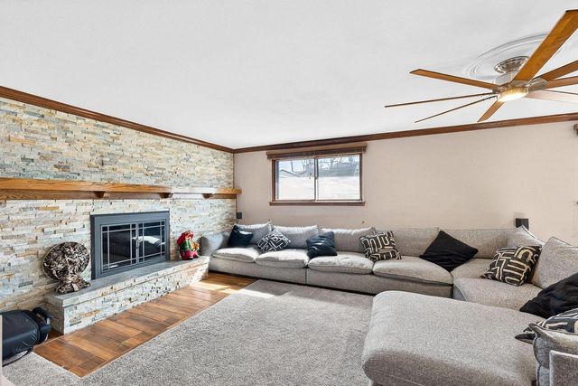 1819 W Mallory AVENUE, Milwaukee, WI 53221