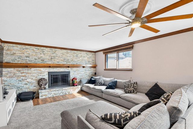 1819 W Mallory AVENUE, Milwaukee, WI 53221