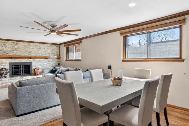 1819 W Mallory AVENUE, Milwaukee, WI 53221