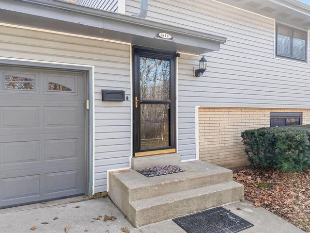 1819 W Mallory AVENUE, Milwaukee, WI 53221