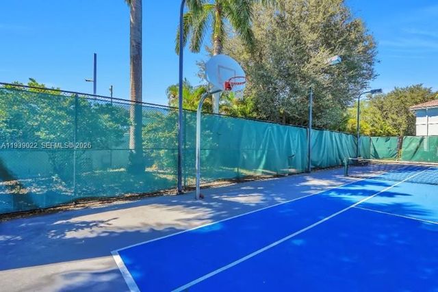 1942 Alamanda Way, Riviera Beach, FL 33404