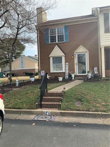 927 Still Harbor CIR, Chesapeake, VA 23320