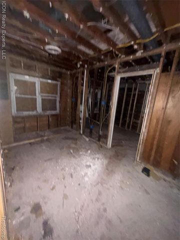13924 Lumpkin Street, Hamtramck, MI 48212