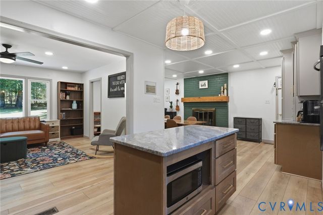 1024 Otterdale Rd, Midlothian, VA 23114