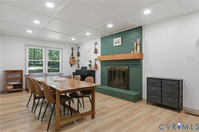 1024 Otterdale Rd, Midlothian, VA 23114