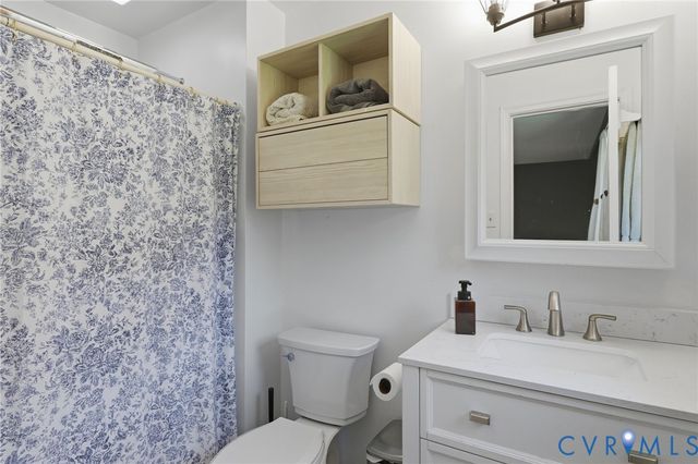 1024 Otterdale Rd, Midlothian, VA 23114