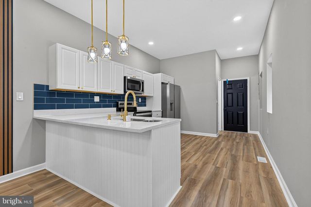 1006 E PRESTON ST, Baltimore, MD 21202
