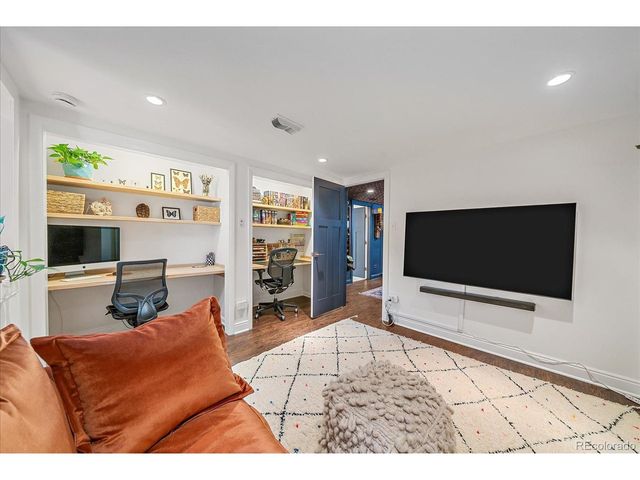 4955 S Galapago St, Englewood, CO 80110