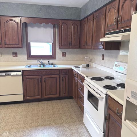 512 S Poplar Street, Greensburg, IN 47240