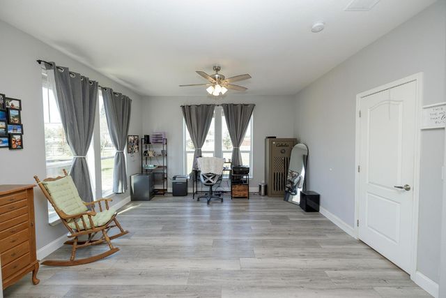 12420 Lancaster Rd, Oakdale, CA 95361