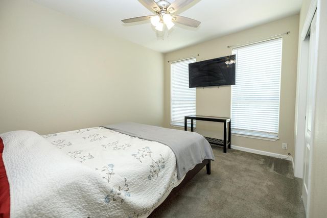 12420 Lancaster Rd, Oakdale, CA 95361