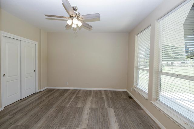 12420 Lancaster Rd, Oakdale, CA 95361